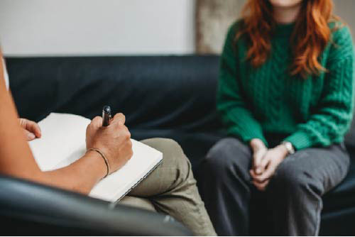 Weekly counseling sessions for individuals at Cre8tive Thinking