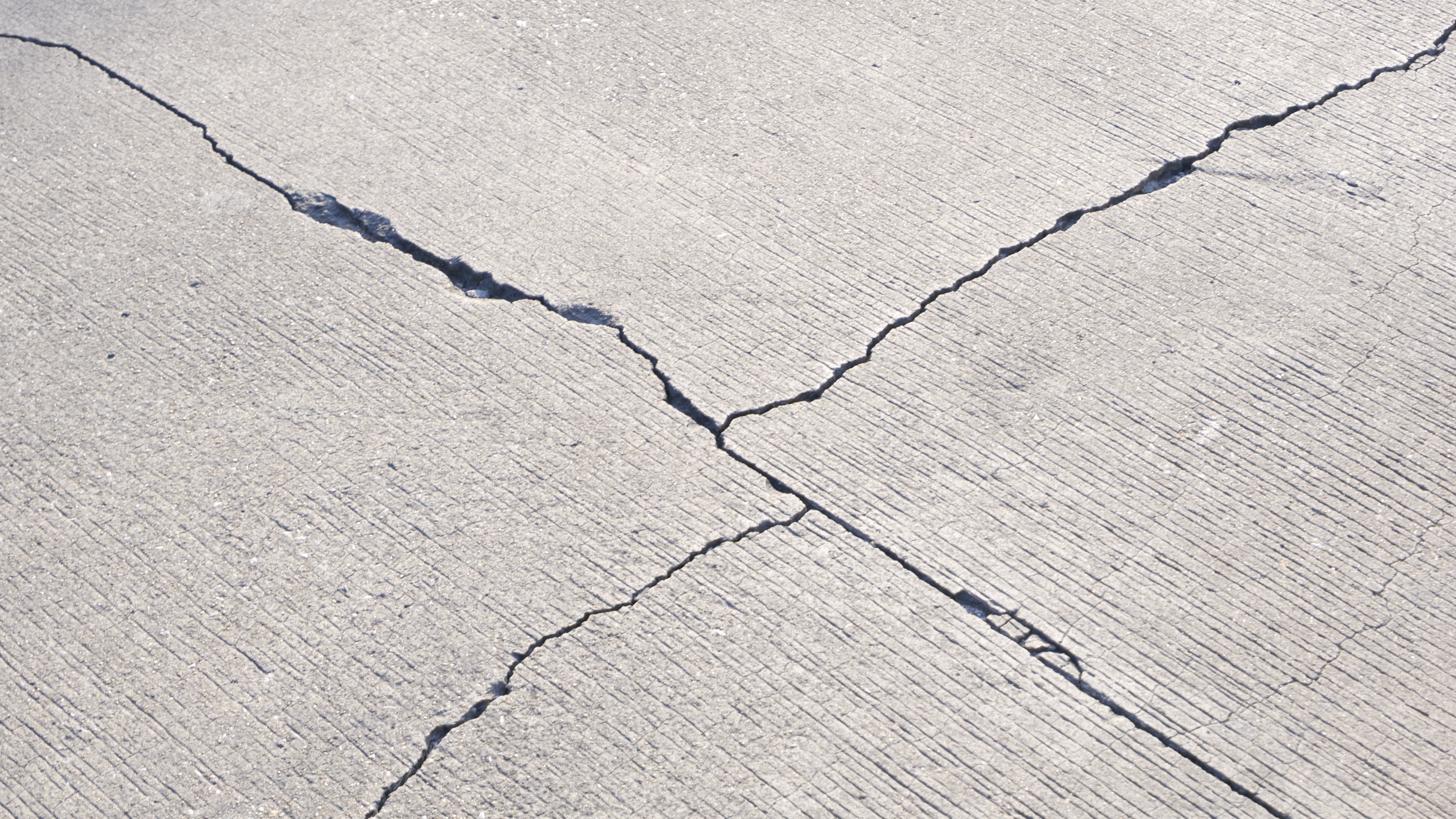 Cracked concrete