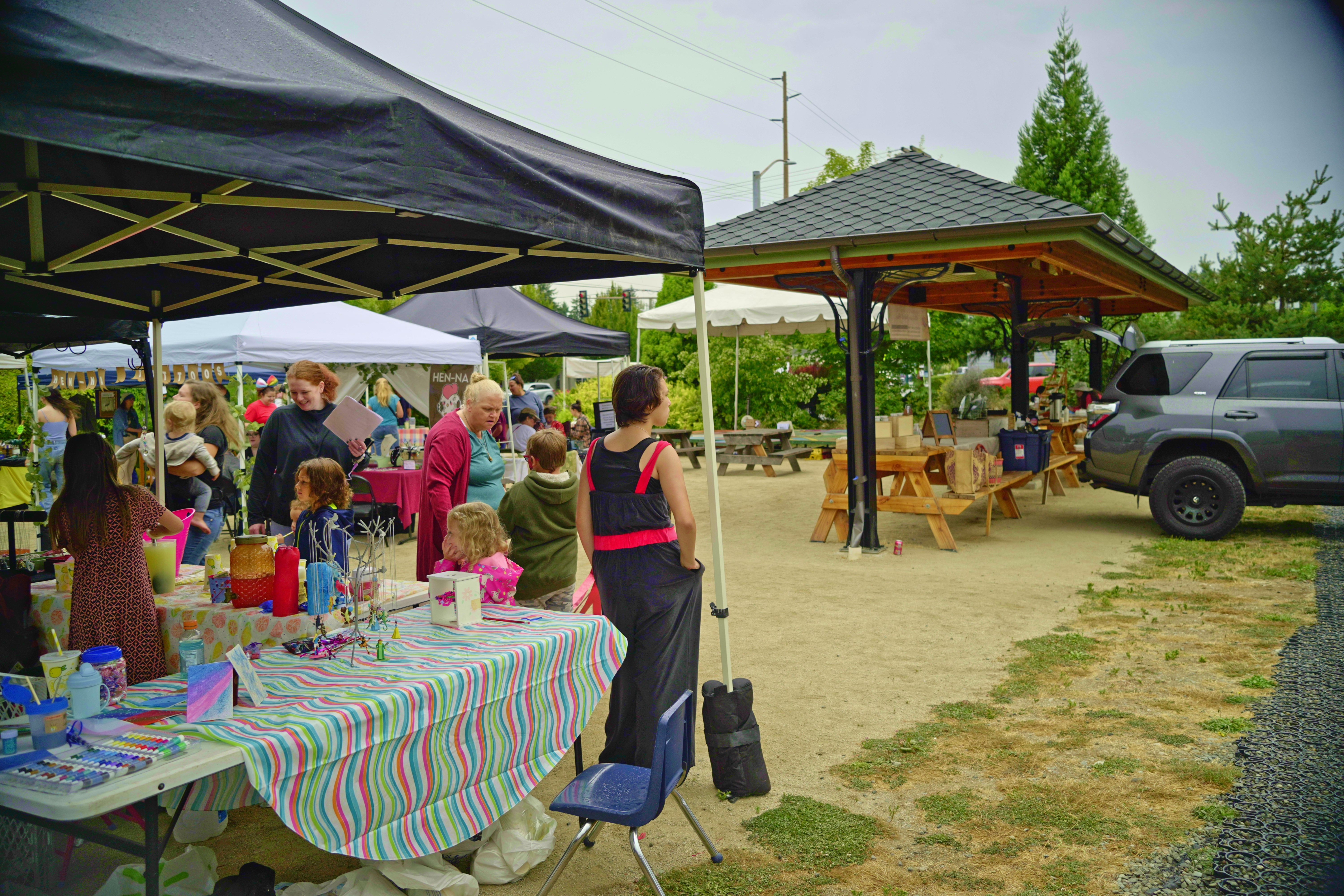 V1-0039_Saturday Market00000000