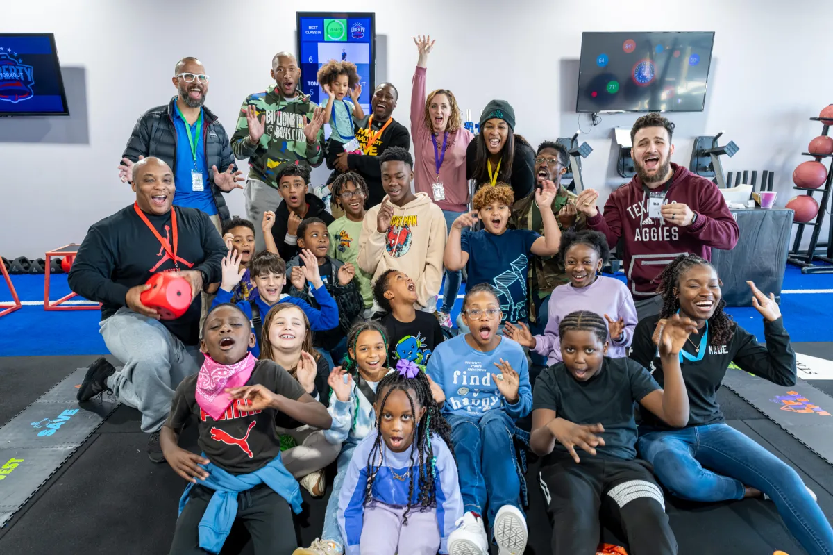 fan of 100 U.S. dollar banknotes