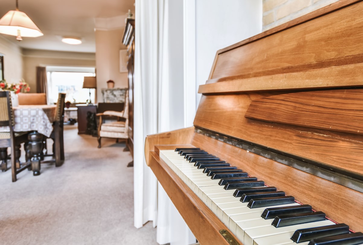 Piano removals in Essex