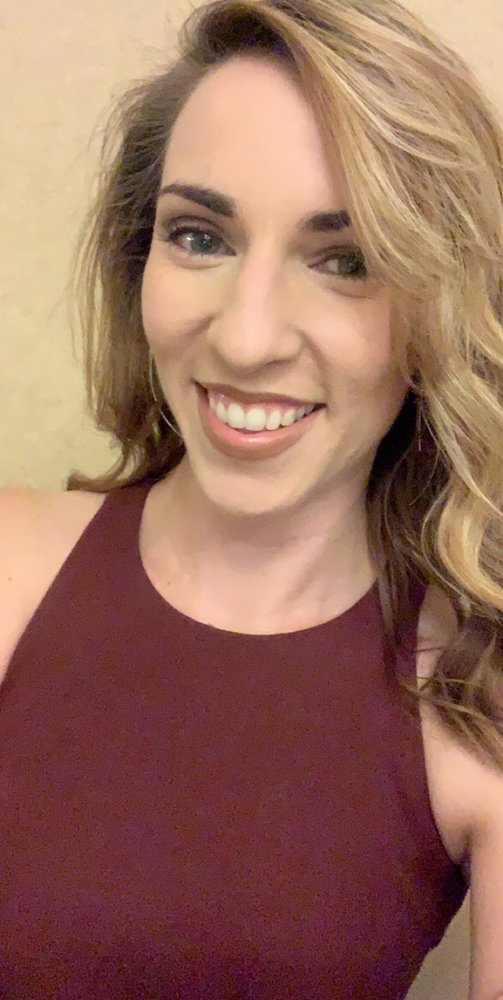 Brittin M, Elephant Baby Clilent who receive overnight postpartum doula support from Elephant Baby, the leading postpartum doula agency in Missouri and Illinois