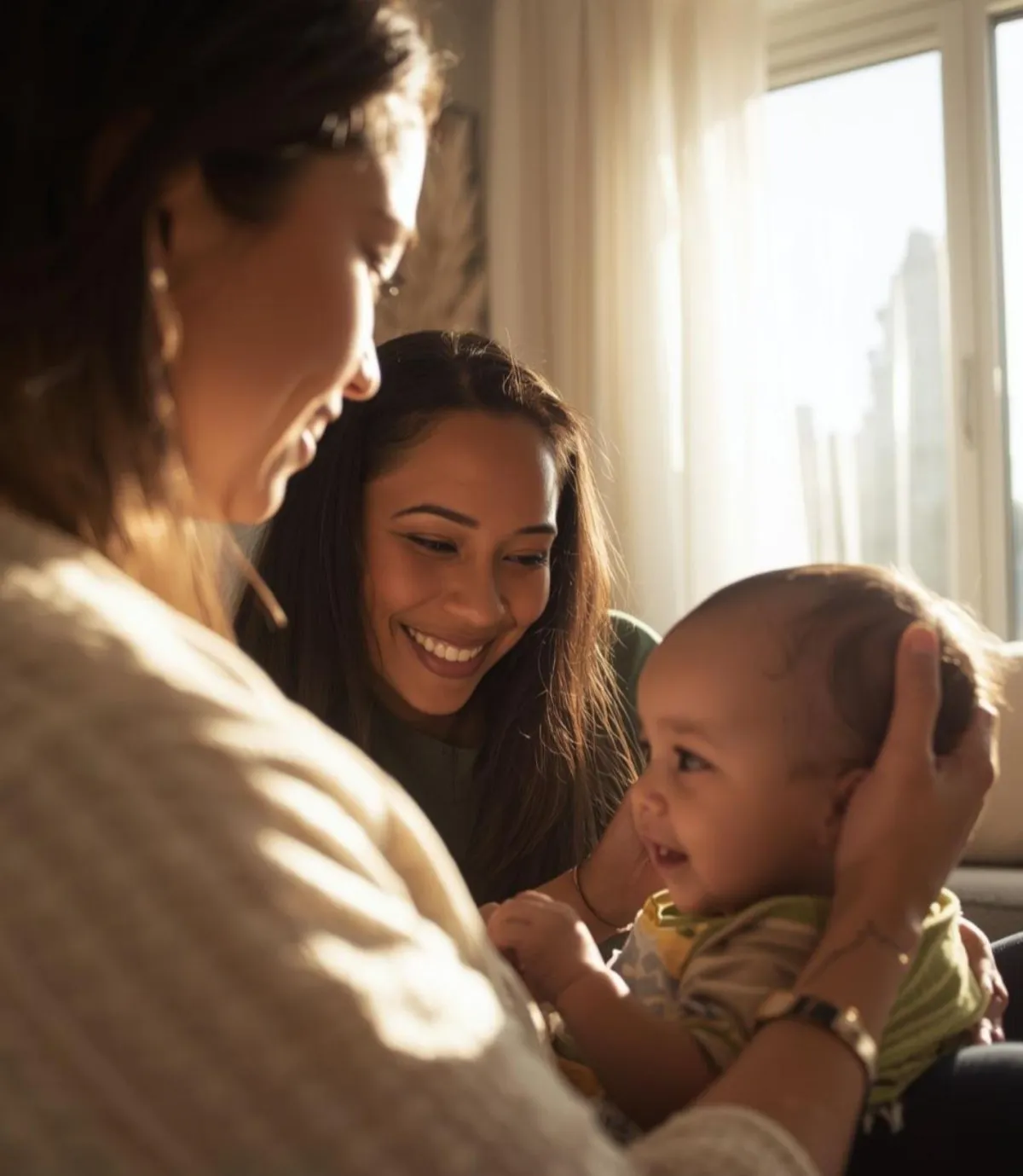 mother receiving doula support from trusted professional at Elephant Baby postpartum care agency
