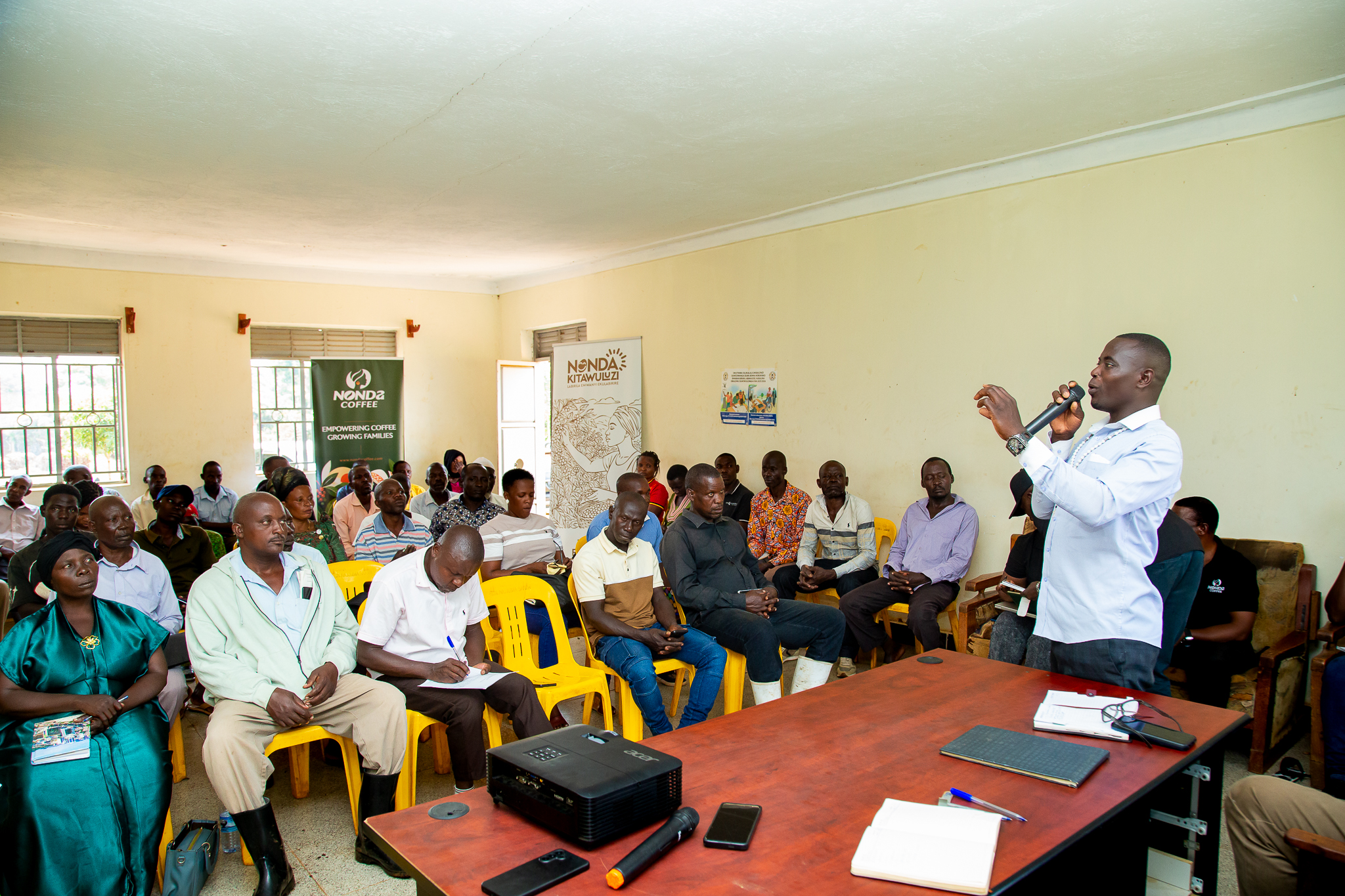 Nonda Kitawuluzi team engaging coffee farmers in Uganda