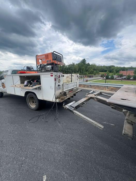 EMERGENCY ROADSIDE REPAIR COMMERCIAL TRUCKS ROANOKE