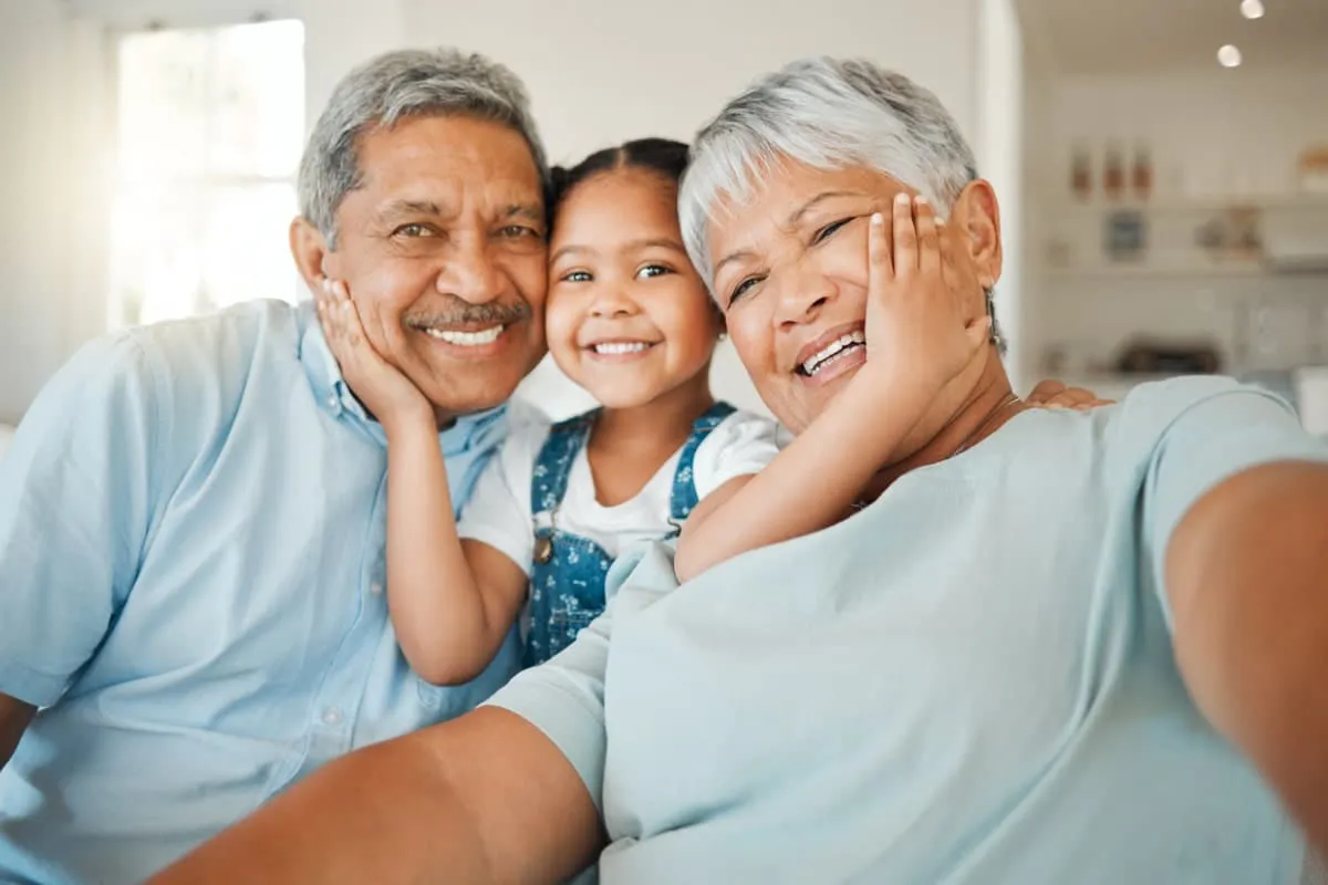 PARENTS / GRANDPARENTS SUPER VISA