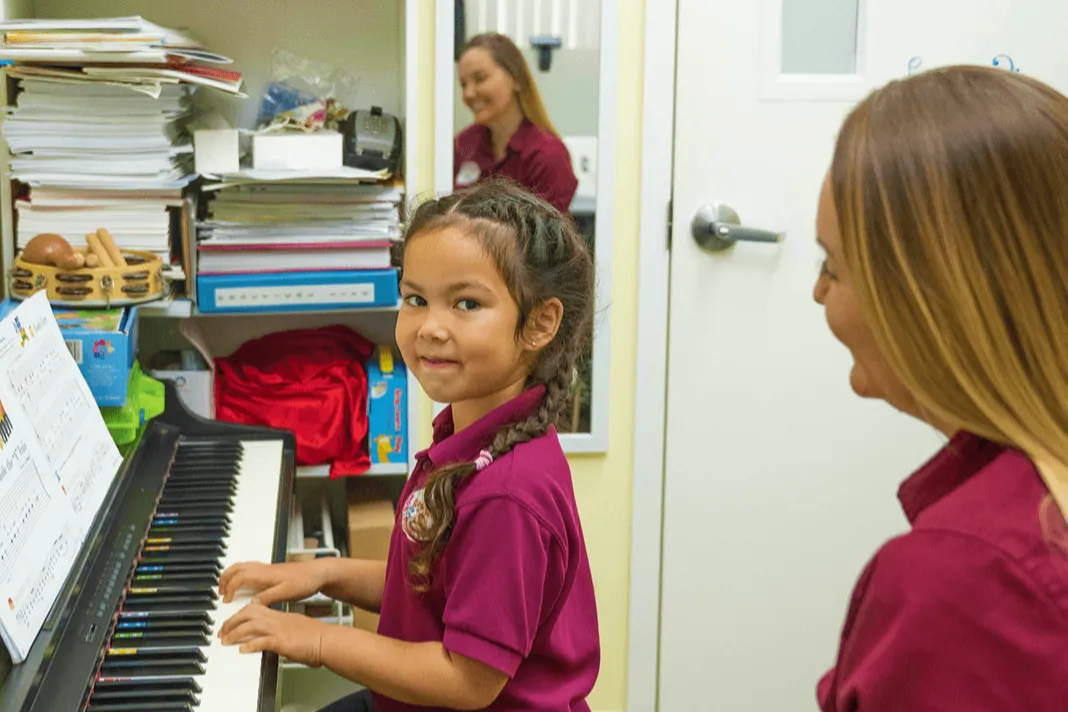 Child at piano