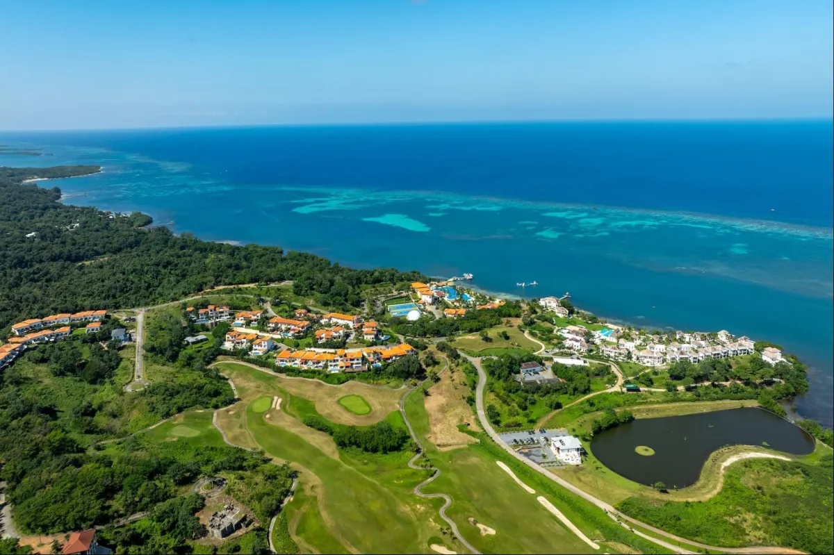 Roatan Properties