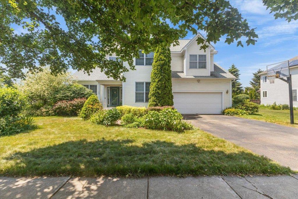 Burlington Concrete builds and installs Driveway