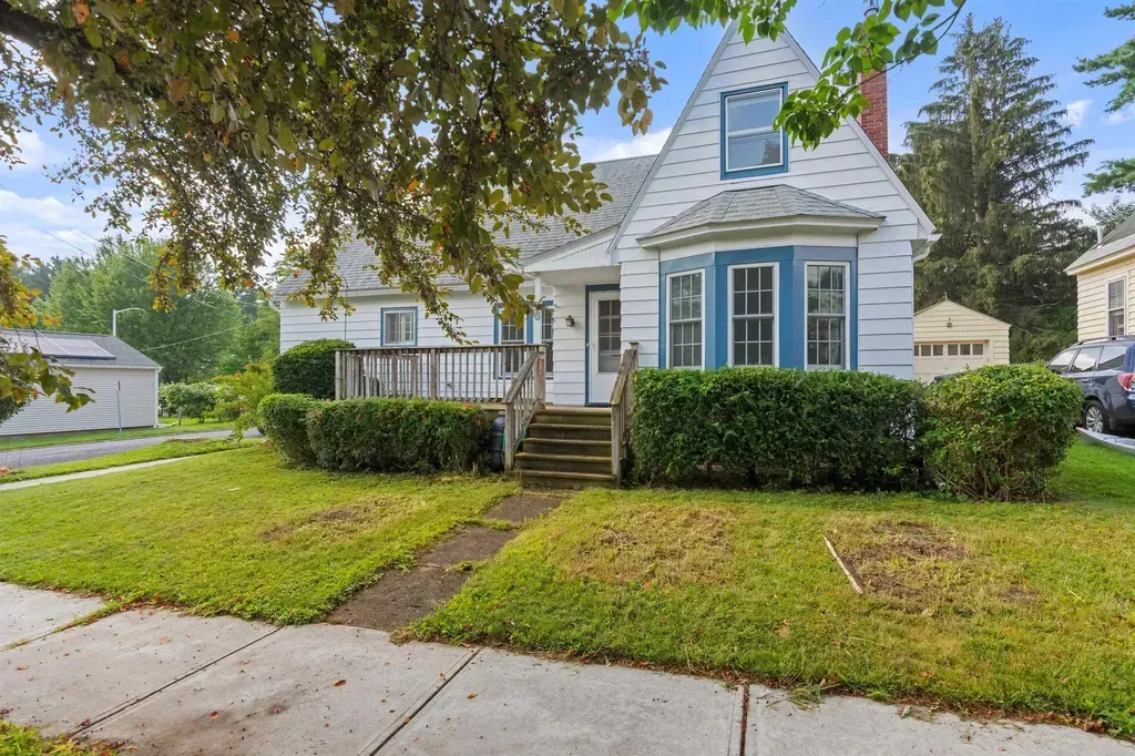 Burlington Concrete builds and installs Driveway