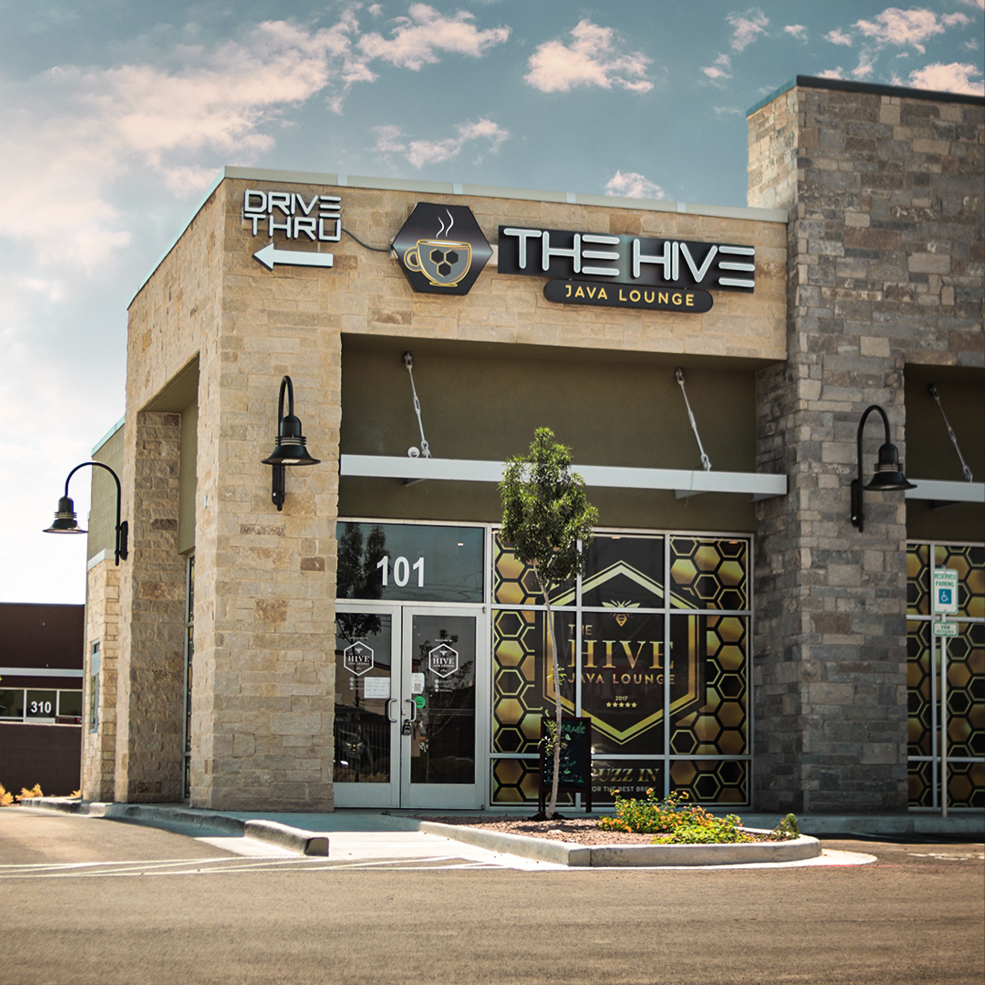 Outdoor Photography of the outside building of local business The Hive Java lounge.