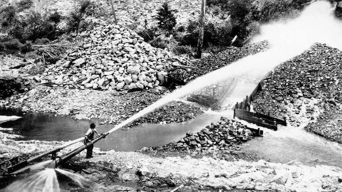 Hydro gold mine