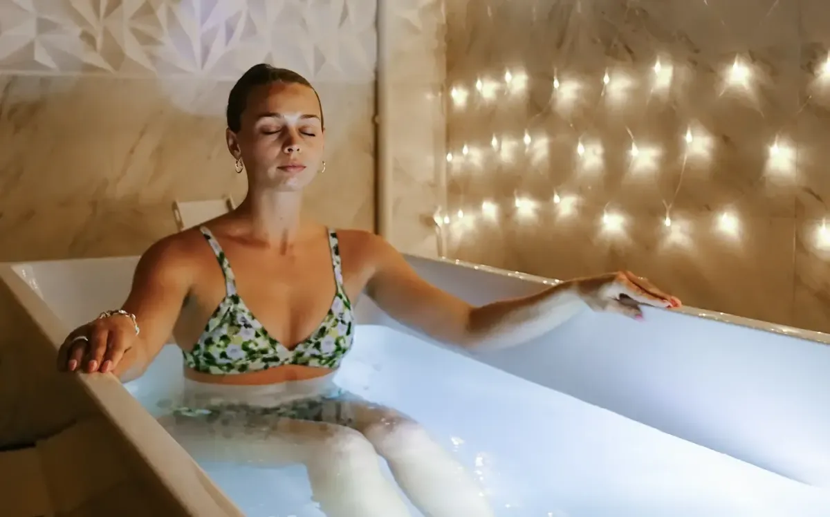 infrared sauna and cold plunge