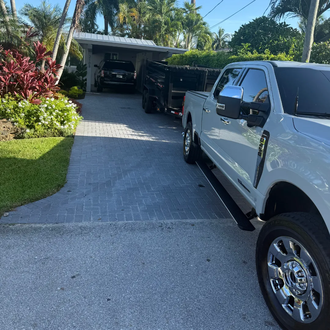 Residential junk removal in Pompano Beach – Trash & Go hauling appliances and bulk items