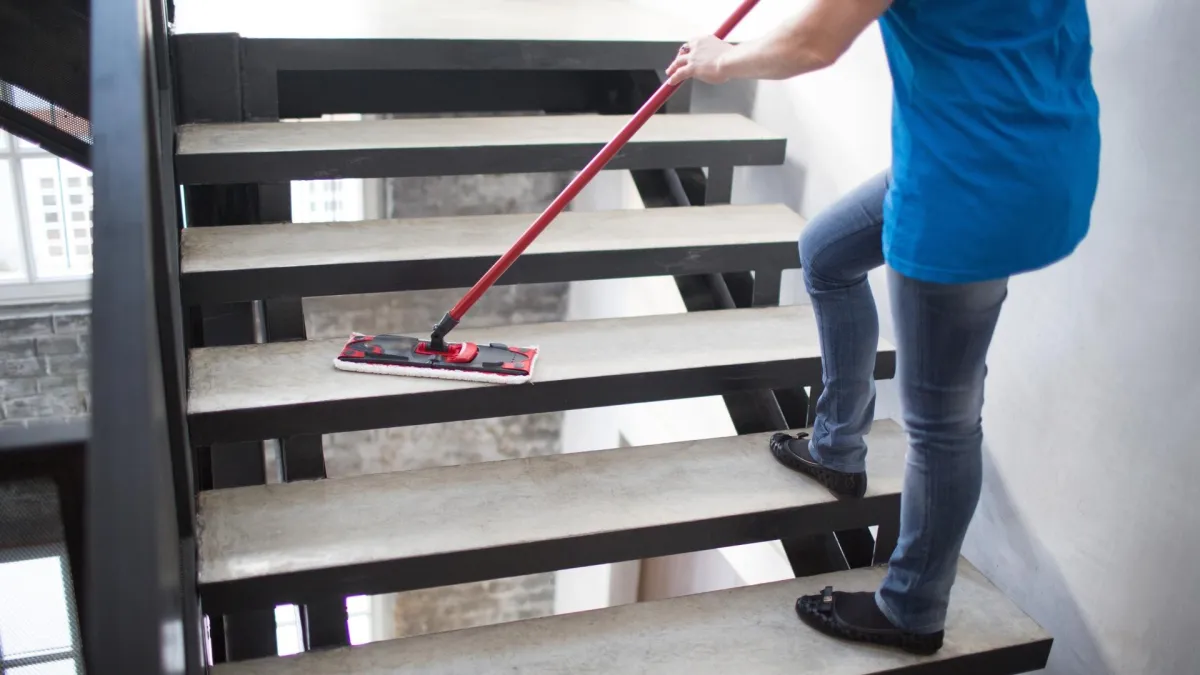 Treppenhausreinigung in Freiburg Im Breisgau