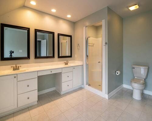 Custom Made kitchen Cabinets