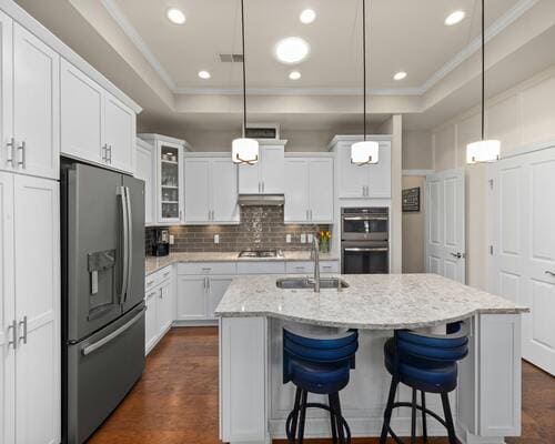 Custom Made kitchen Cabinets