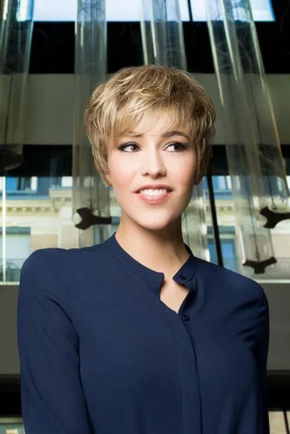 Photo de la perruque Sabrina courte