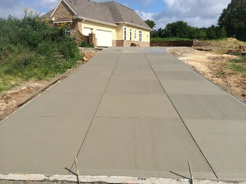 Akron Concrete builds and installs Drivewayv