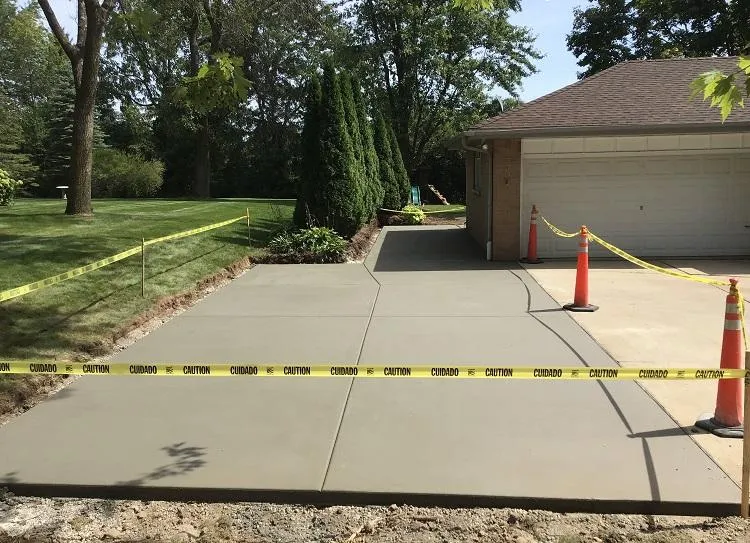 Akron Concrete builds and installs Driveway