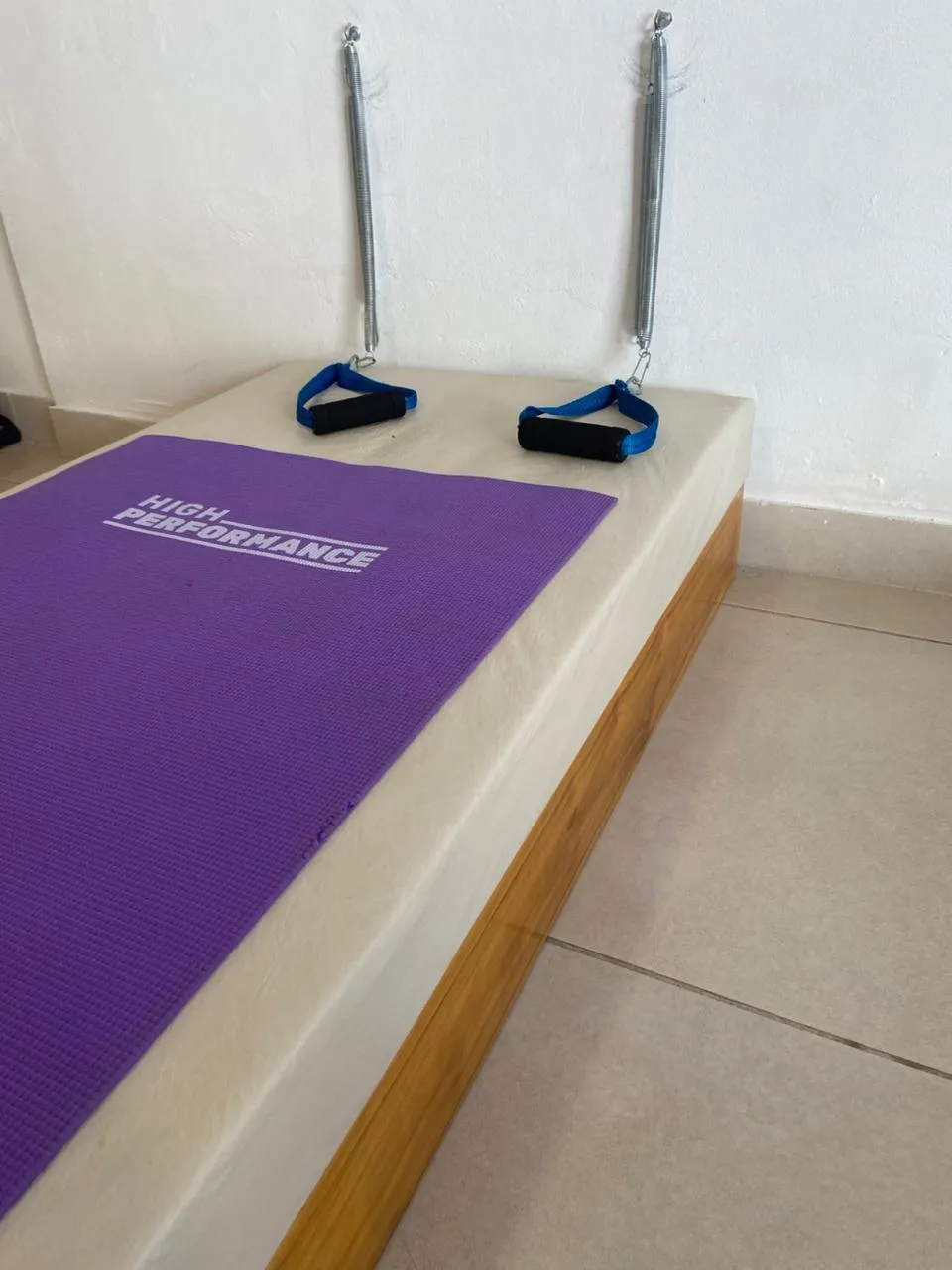 Reformer de Pilates artesanal fabricado en Buenos Aires