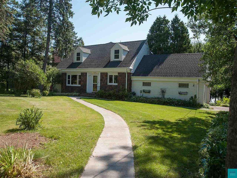 Duluth Concrete Pros builds and installs Pathway