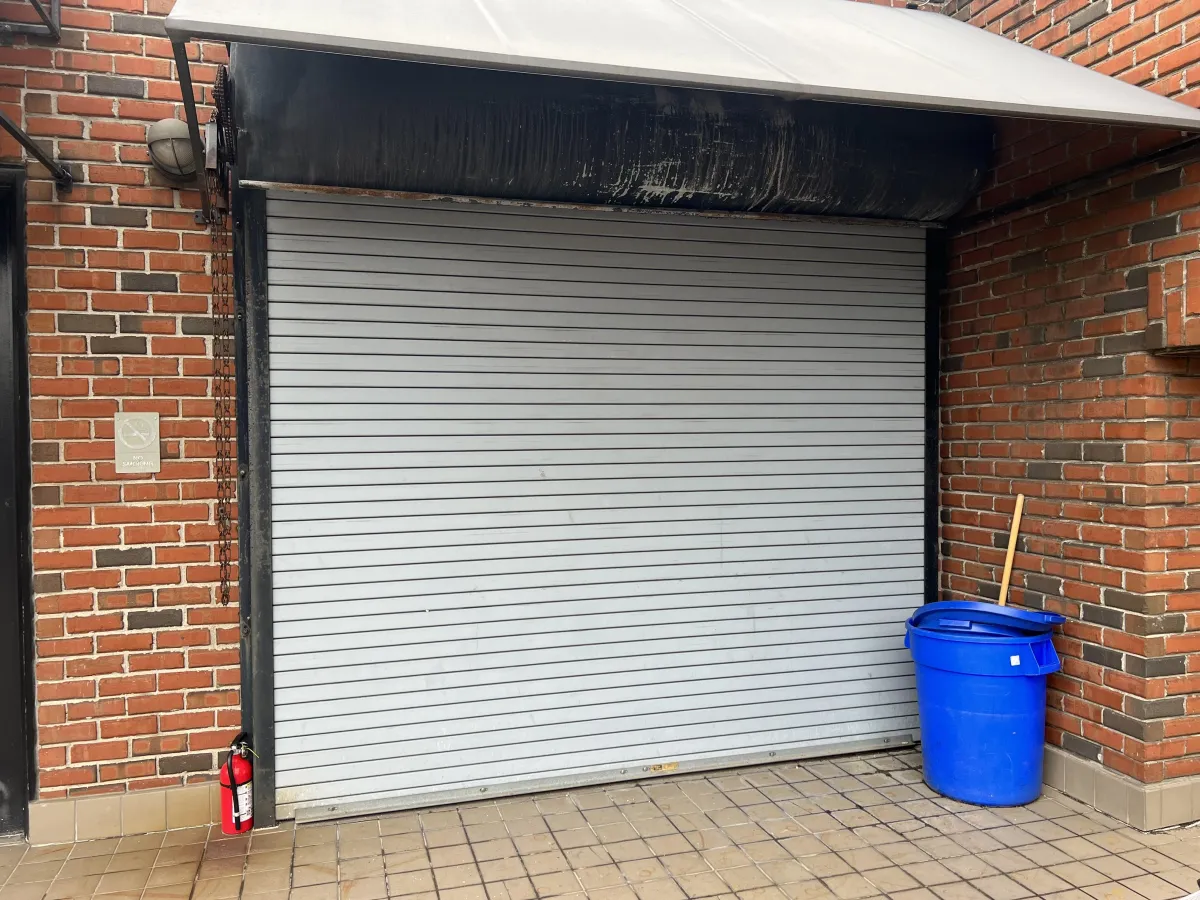 Overhead and service doors commercial 