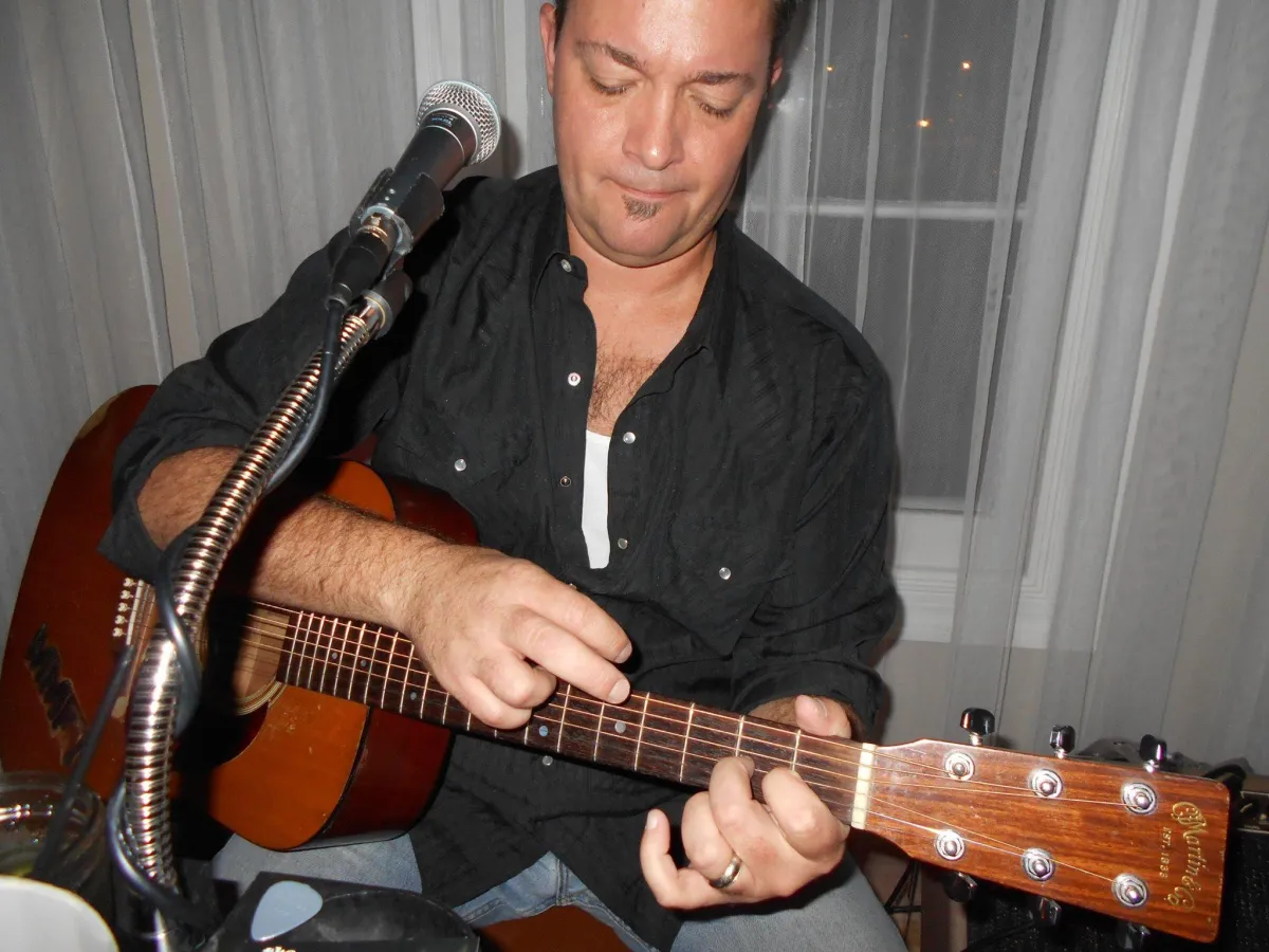 Gin Mill Hollow - Live Music