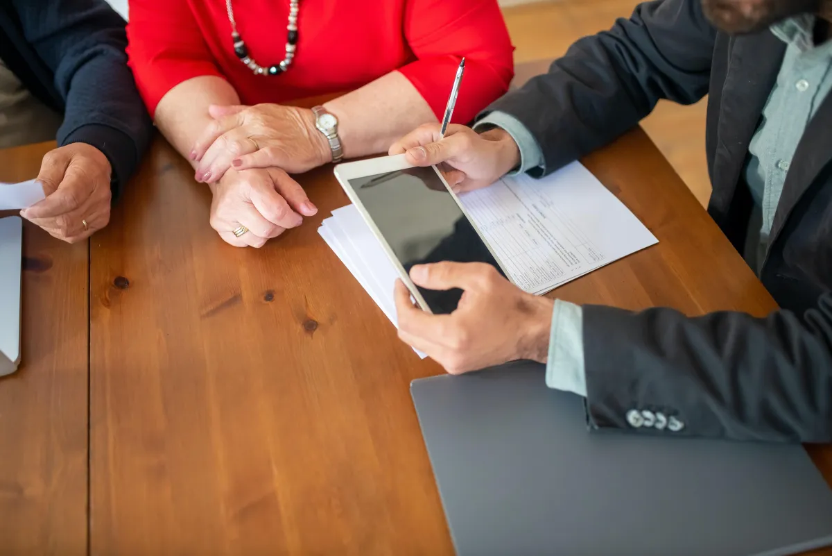 Protect your employees and business with workers' comp coverage