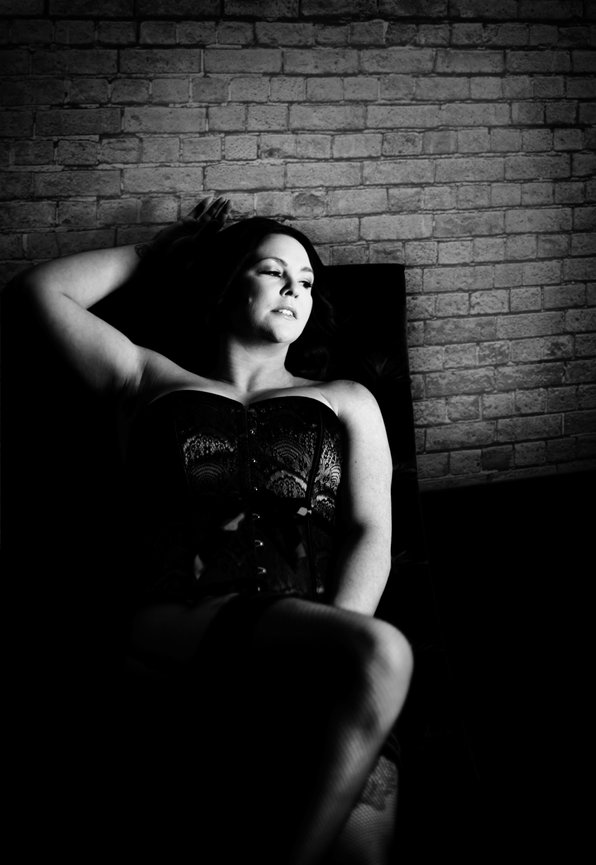 How to Prepare for Your Boudoir Photo Session (It’s Easier Than You Think)