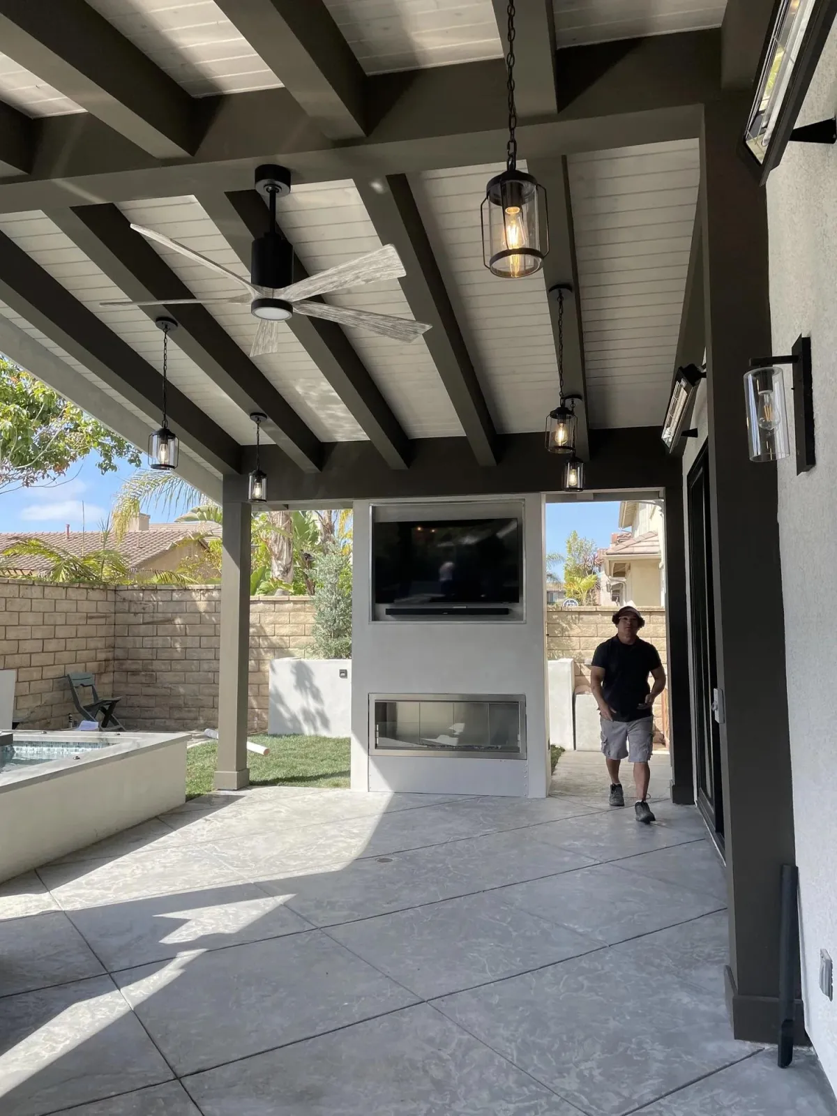 Custom Carpentry & Trim Work