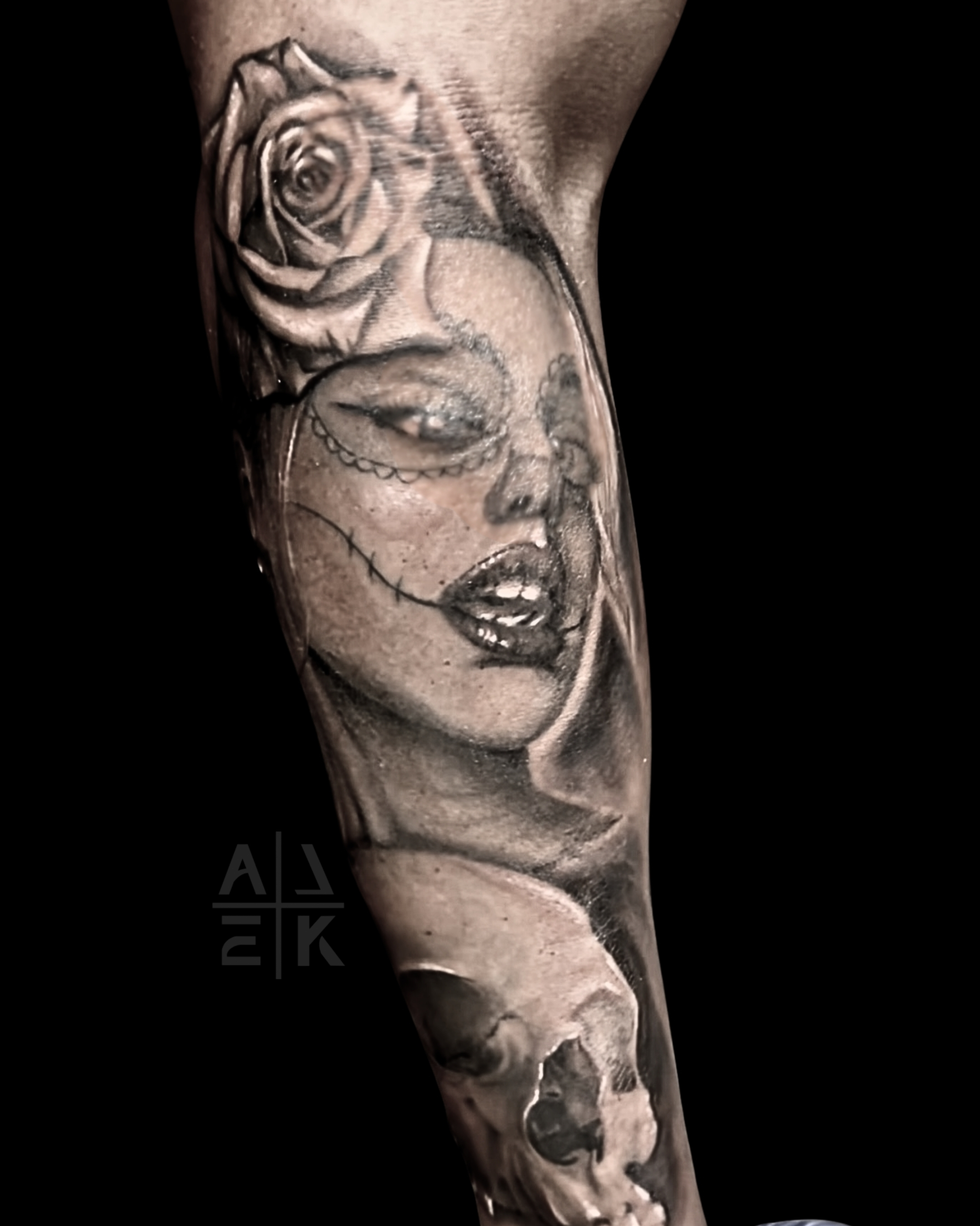 Black & gray koi fish thigh tattoo — a powerful cover-up blending Japanese waves with realism. By Alek the Saint in Oceanside, Ca