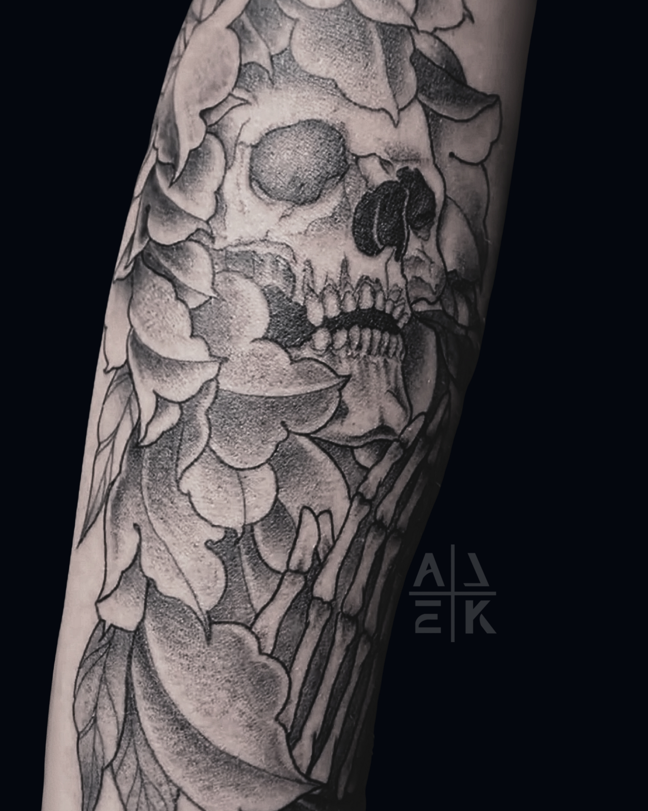 Samurai mask and female face thigh tattoo in black and gray realism by Alek the Saint,Oceanside, Ca ttattoo artist.