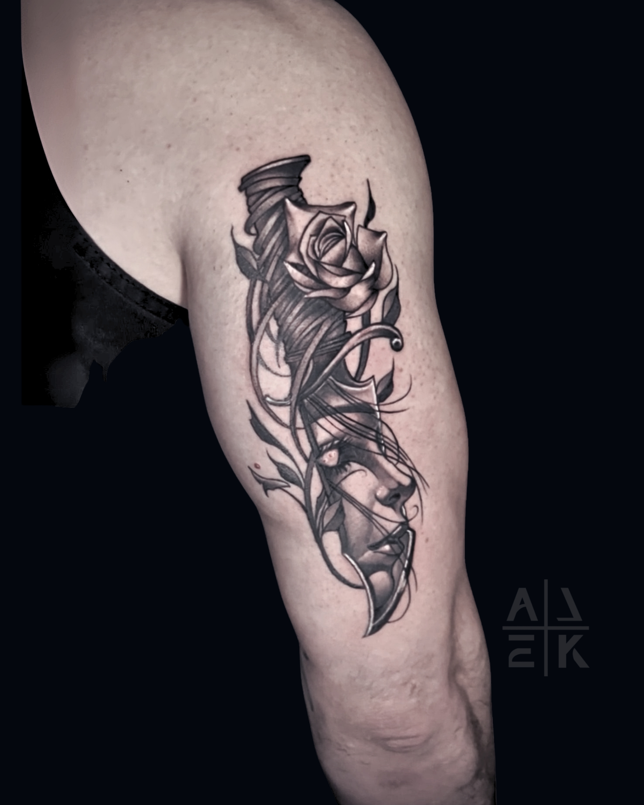 Black & gray koi fish thigh tattoo — a powerful cover-up blending Japanese waves with realism. By Alek the Saint in Oceanside, Ca