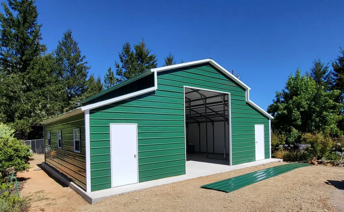  Horse Barn