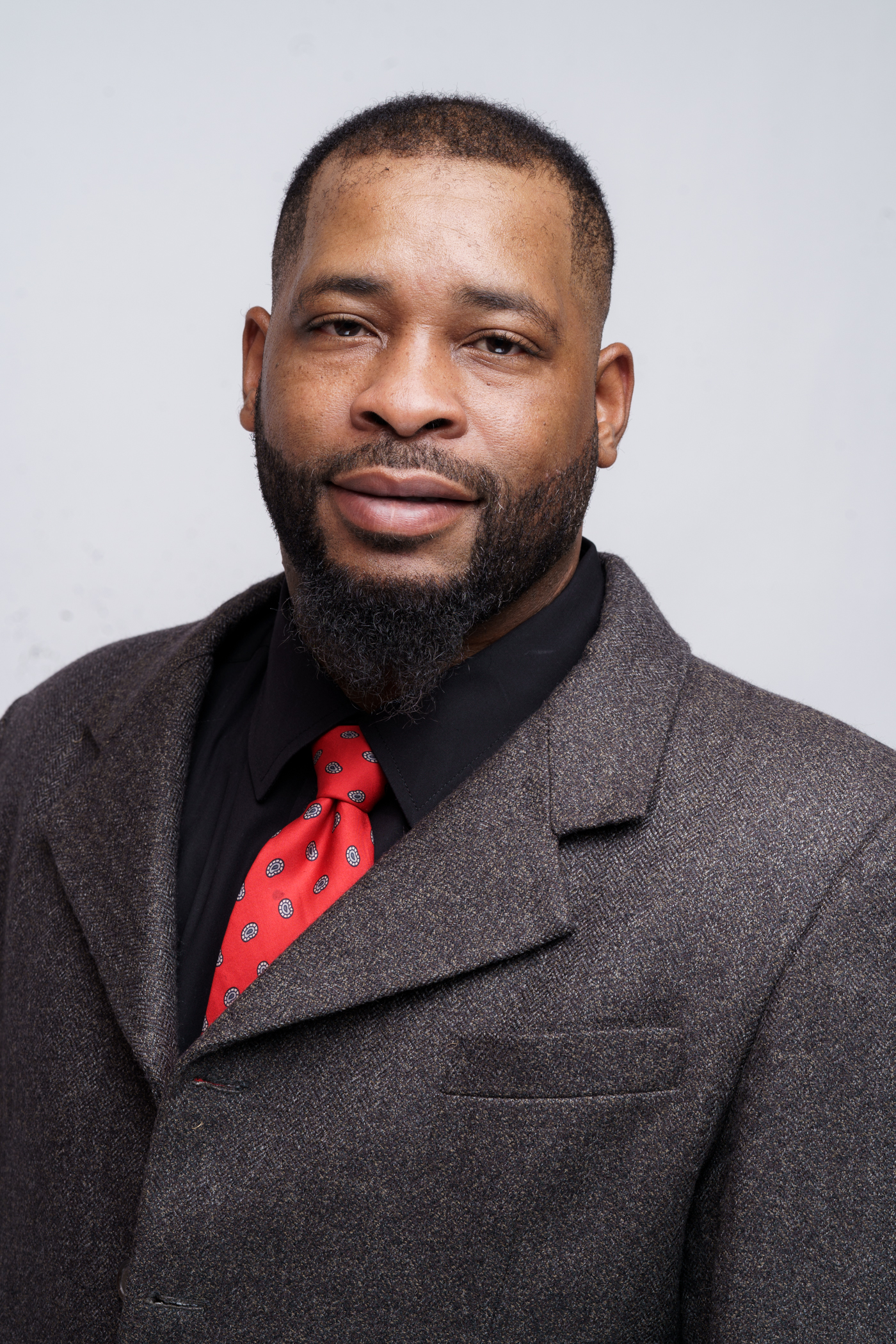 a bowl of fruit sitting on a kitchen counter