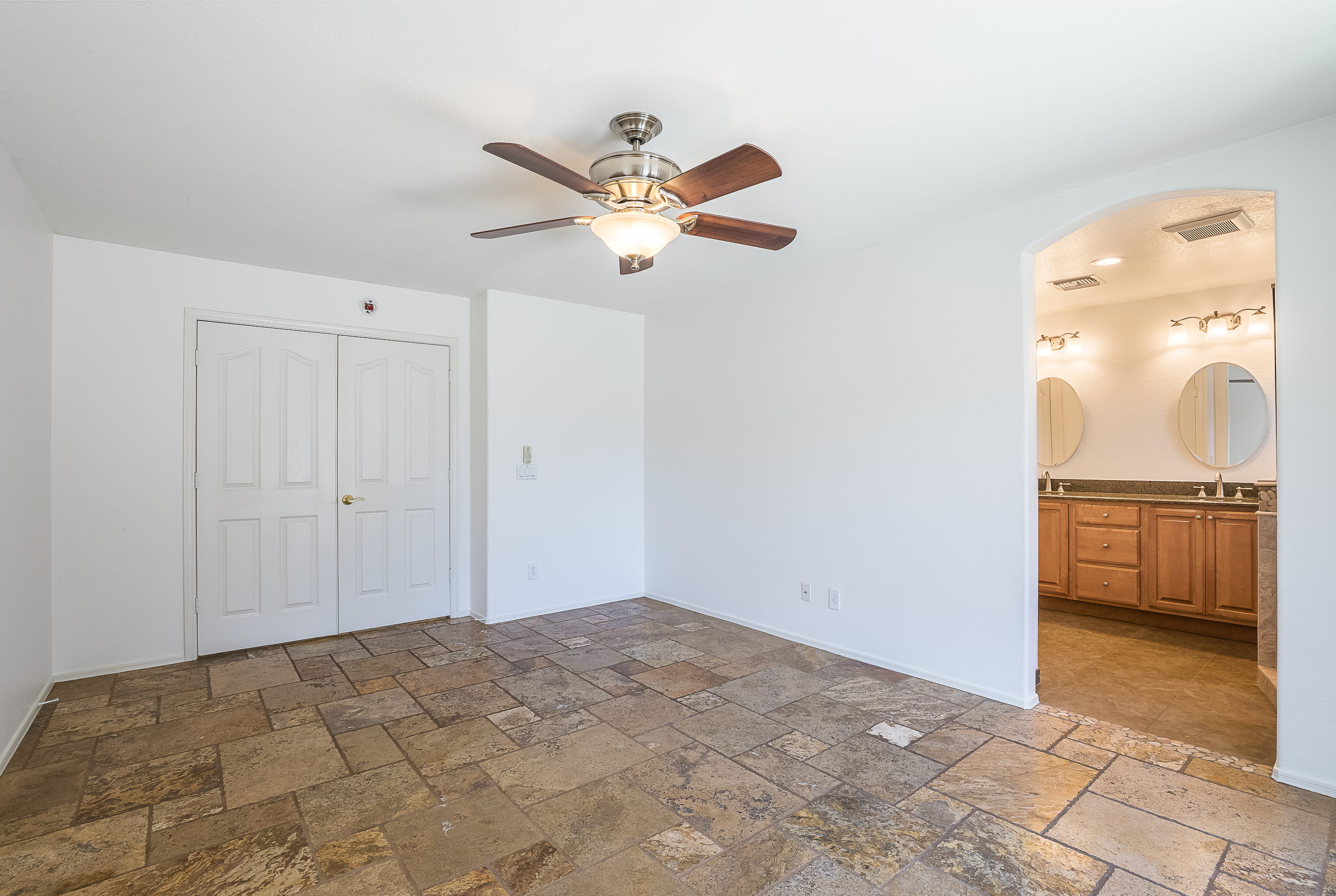 No carpet in primary bedroom