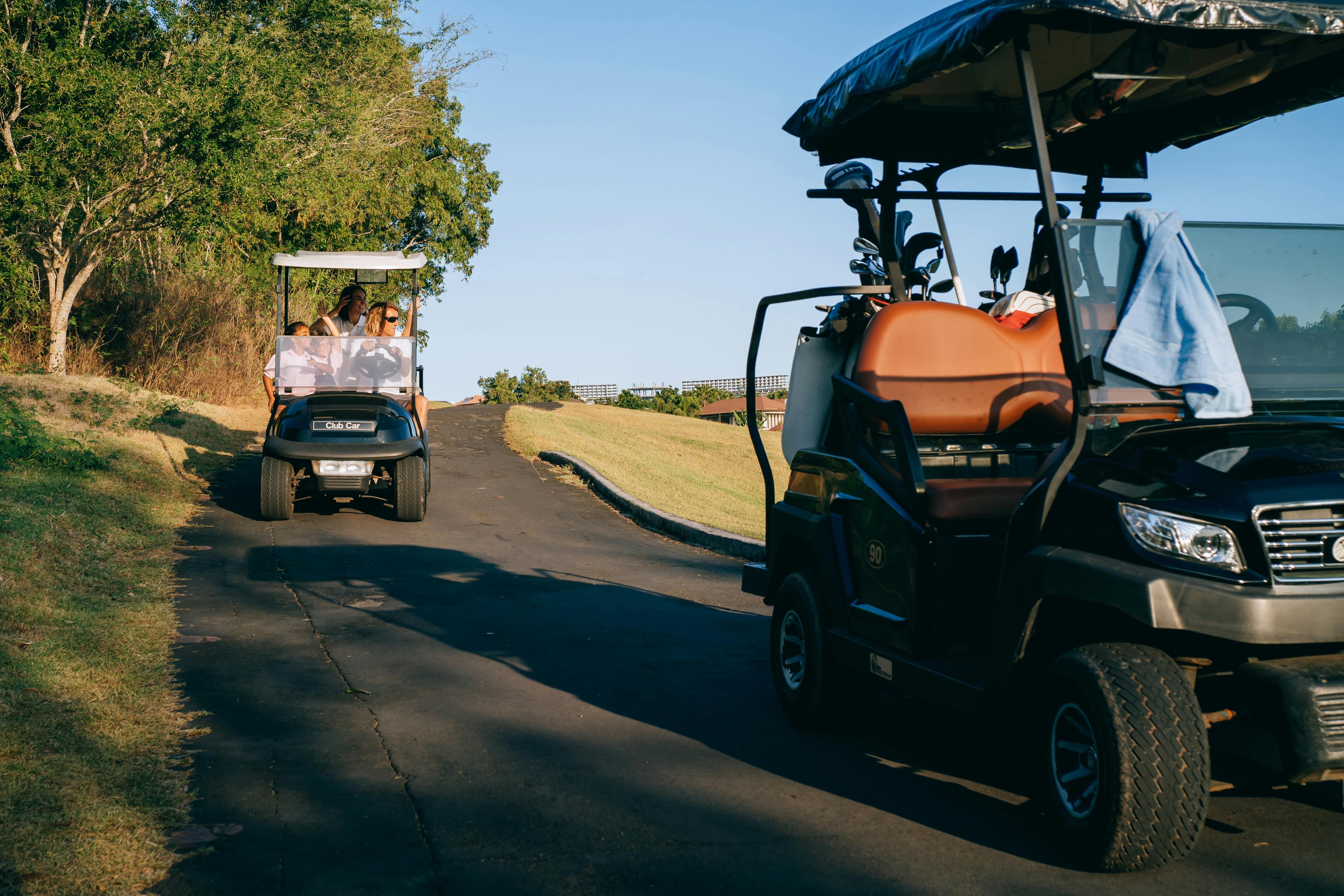 Can You Walk to Shops, Dining, and Golf in Venetian Bay? (A Local Resident’s Real Perspective)
