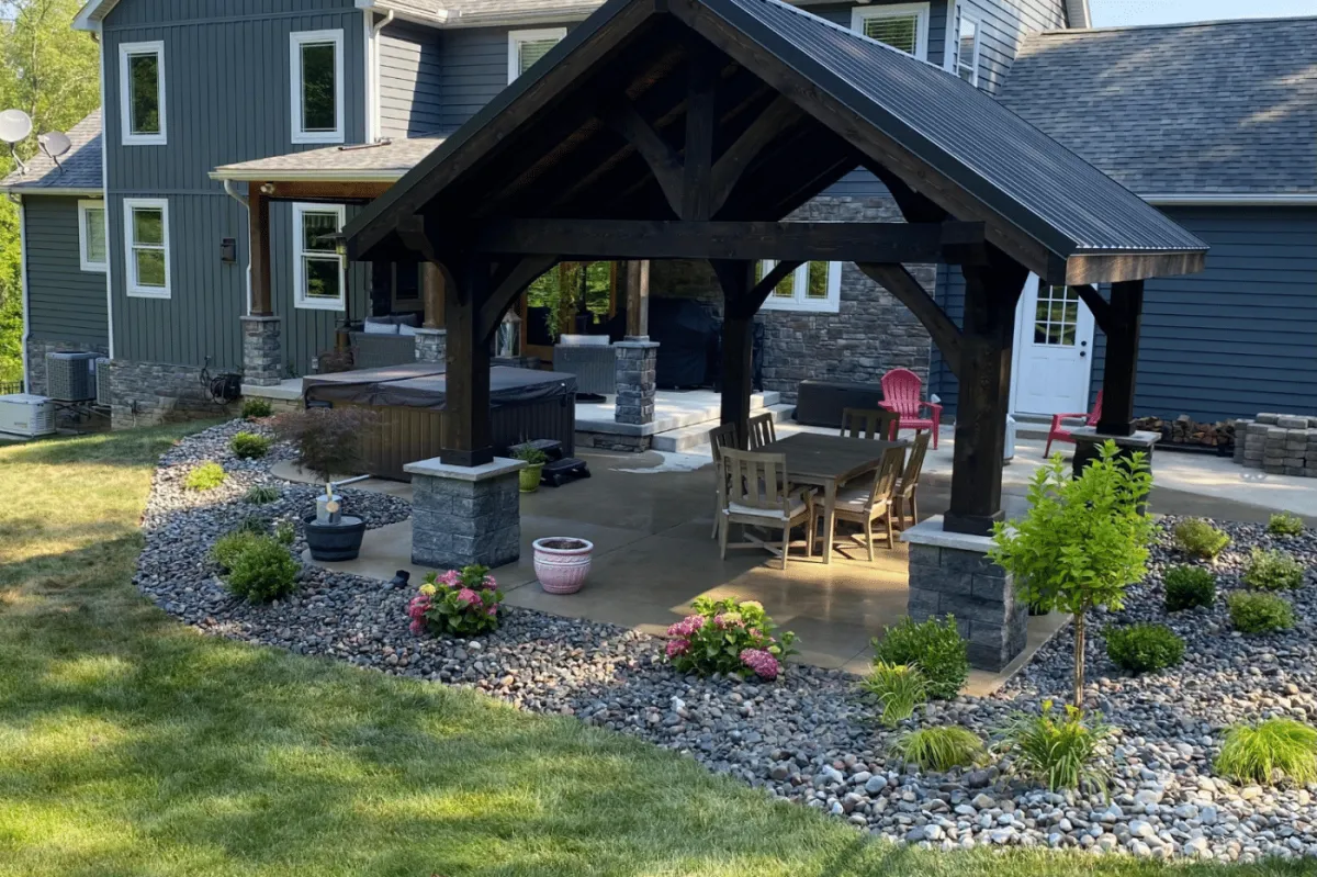 San Bernardino Concrete builds and installs Patio.