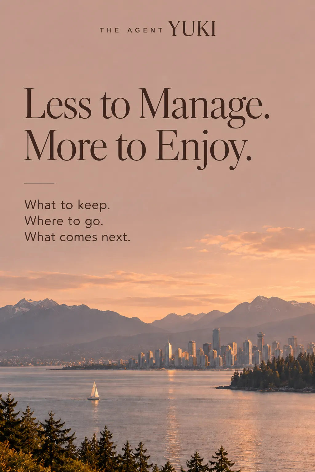 Editorial cover of Downsizing Guide with FREE GUIDE badge and HomeFit wordmark