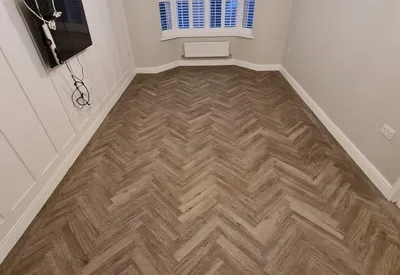  Luxury Vinyl Tile (LVT) & SPC Flooring
