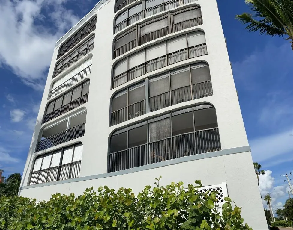 Hurricane Shutter Service Fort Myers