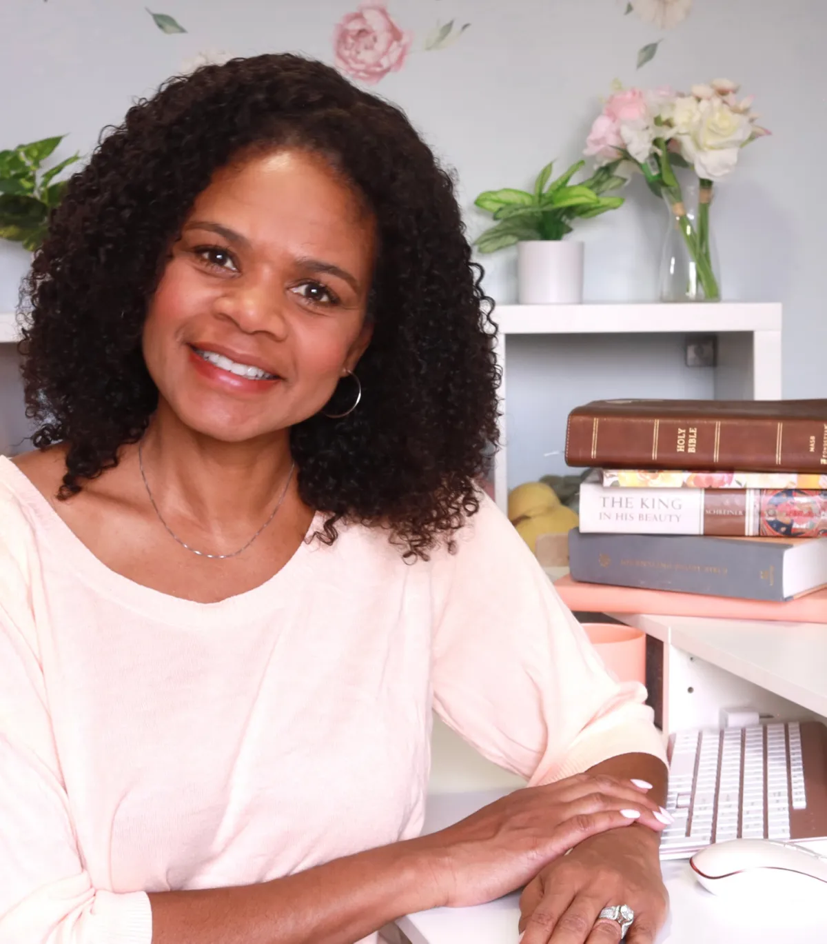 Kimberly Elise offering Christ-centered purpose coaching for Christian women in midlife