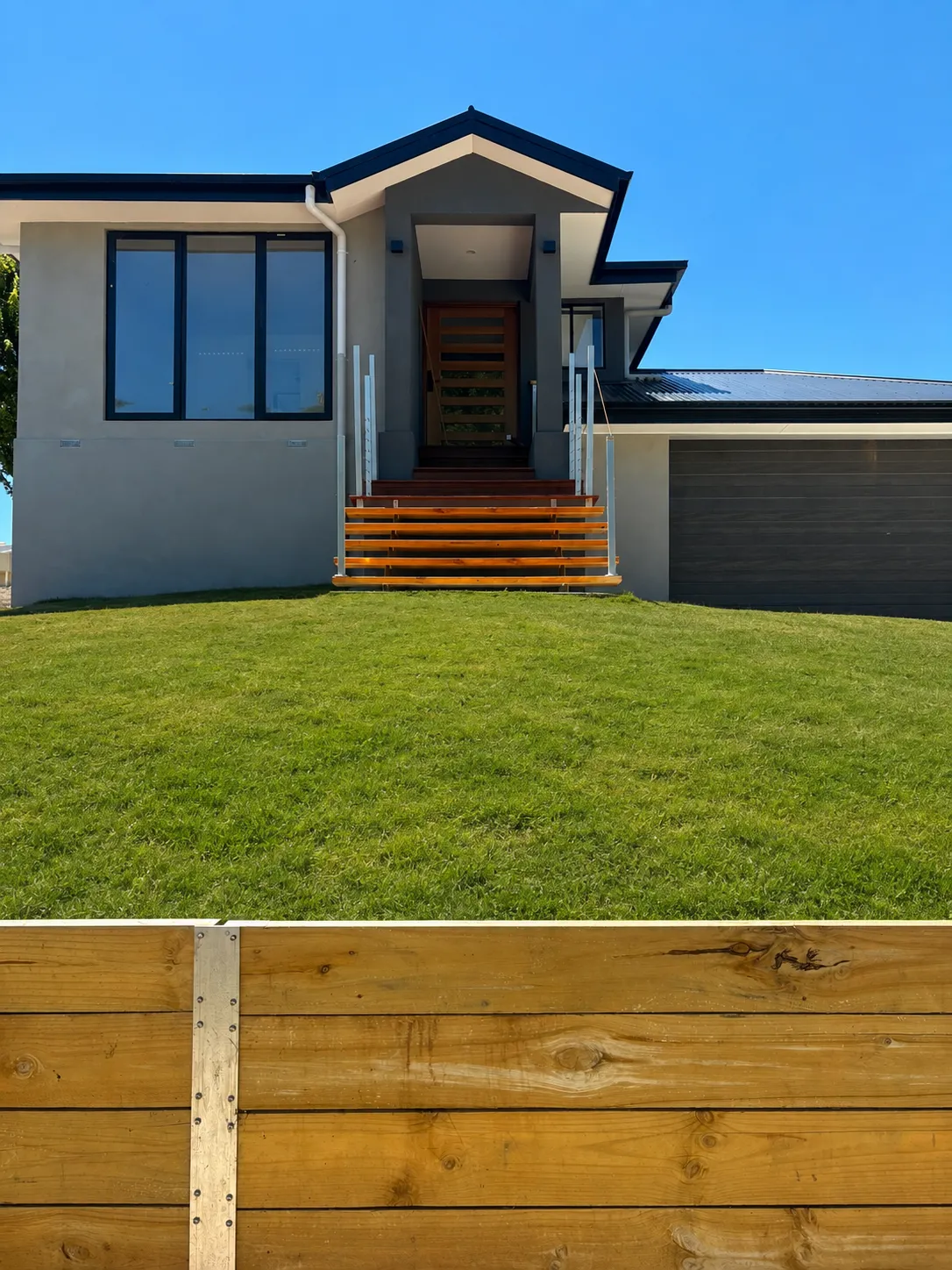 Sophisticated contemporary property exterior
