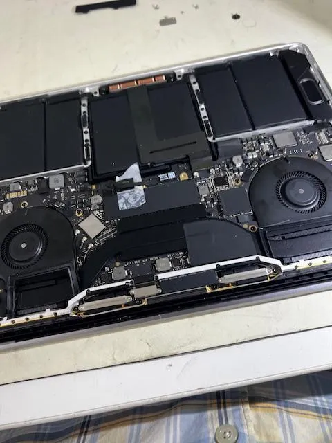 MacBook Screen Davie, FL