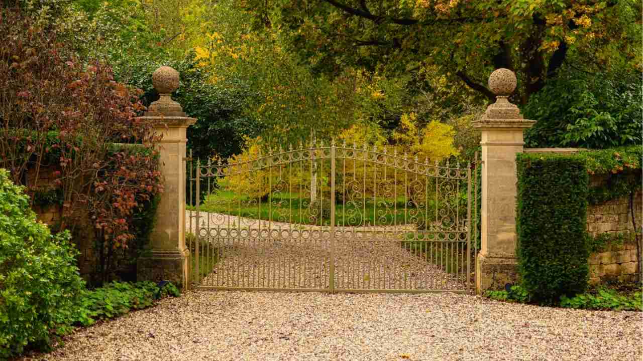 Best Types of Gravel for Residential Driveways