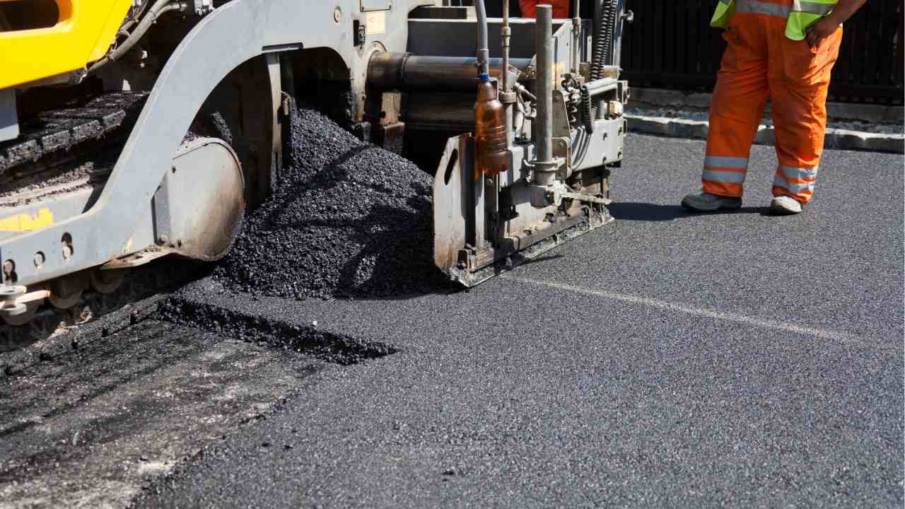 Private Road Paving in Albemarle: What Landowners Should Know