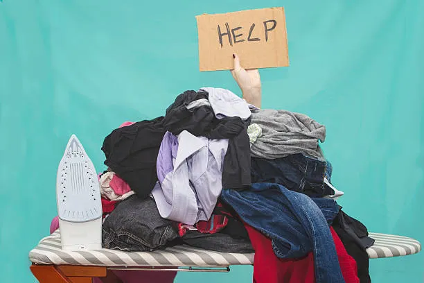 Stiratura a domicilio a Milano: quanto costa, come funziona e perché smettere di rimandare il cesto