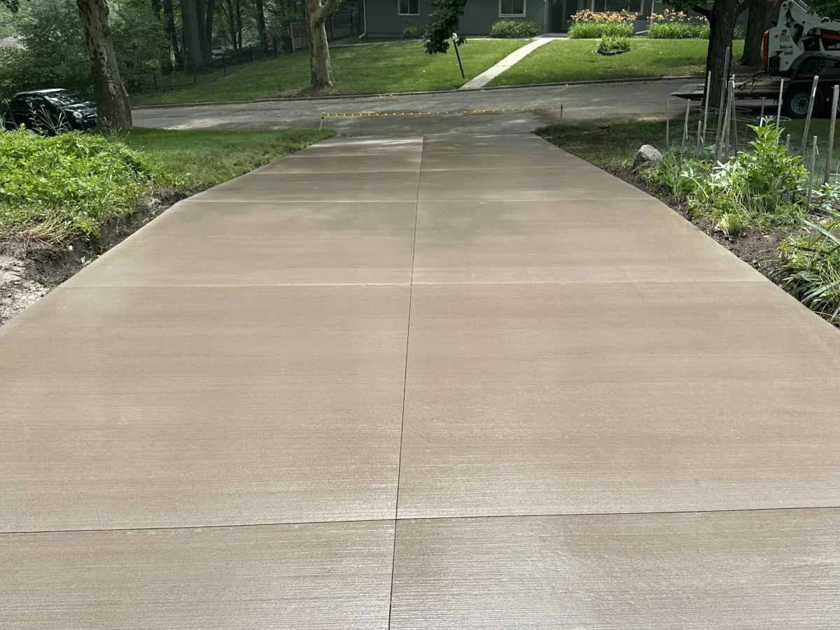 Johns Creek Concrete builds and installs Driveway