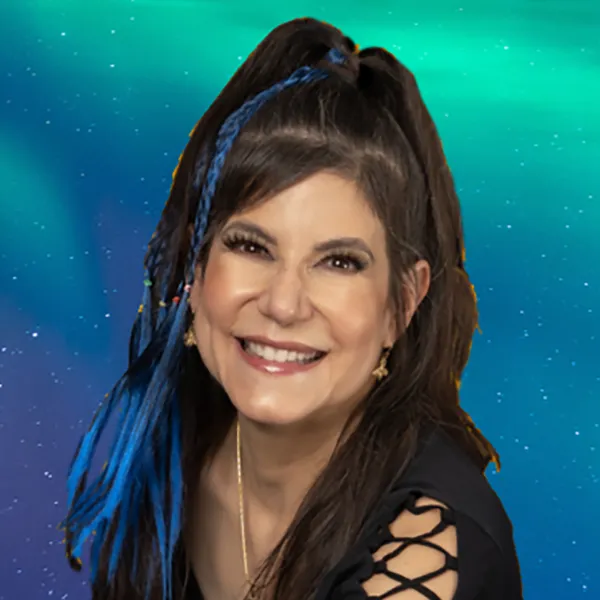 SueZee Finley Headshot